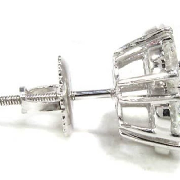 14k Gold 0.95 ct Diamond Cluster Stud Earring - Picture 4 of 5